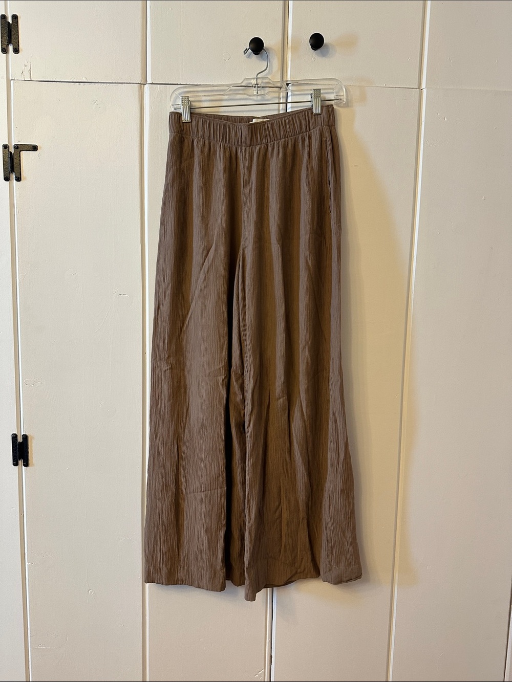 Abercrombie & Fitch Crinkle Textured Pull-on Wide Leg Pant